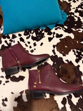 Franco Sarto Burgundy Leather Ankle Booties with Gold Zipper Accent